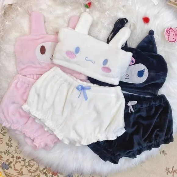 Conjunto de Pijama felpa cálido Gótico Anime con Estampados de Kuromi, My Melody y Hello Kitty