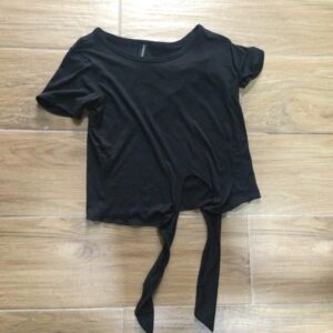 VN289 BLUSA NEGRA