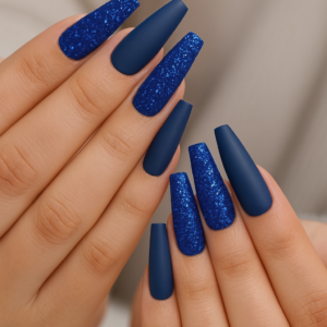VN398 Uñas largas azul brillosas y azul matificado