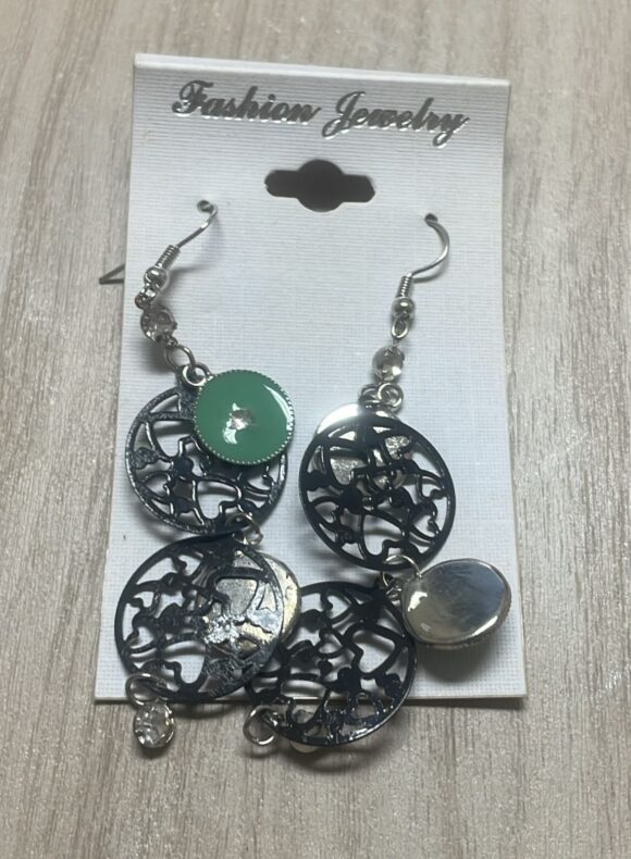 Aretes de Corazones con figuras color verde