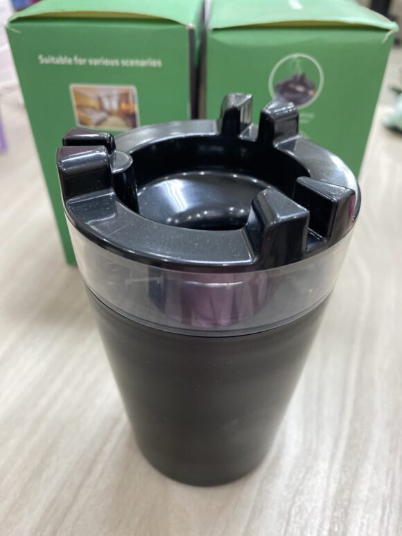 CENICERO CON TANQUE DE AGUA