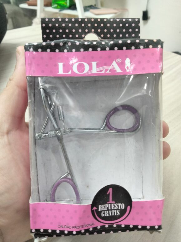 Rizador de pestañas LOLA