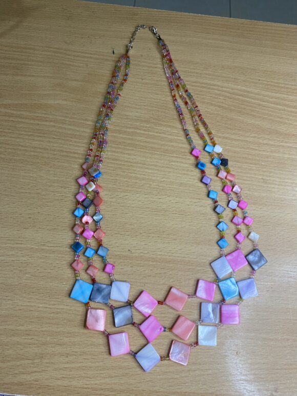 VN632 Collar de Piedras - Image 2