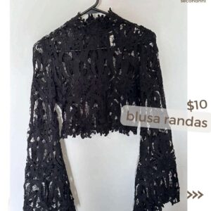 Blusa de randas negra