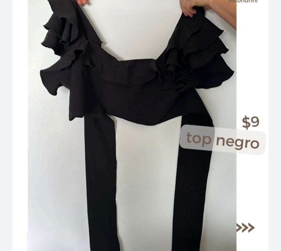 Top negro elegante