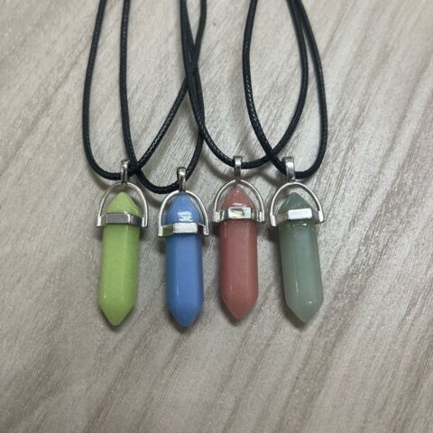 collar cuarzo cristal fluorescente VN879