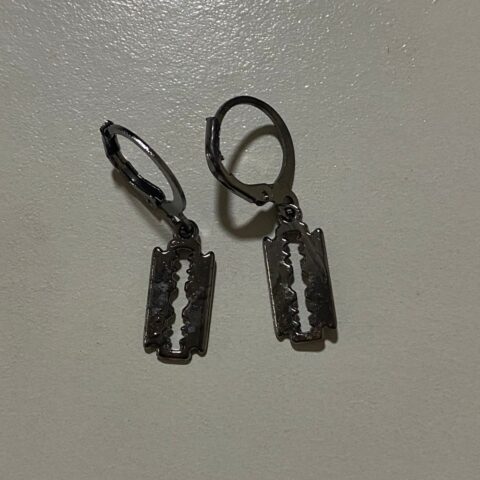 vn1021	Pendientes Sharp mediano