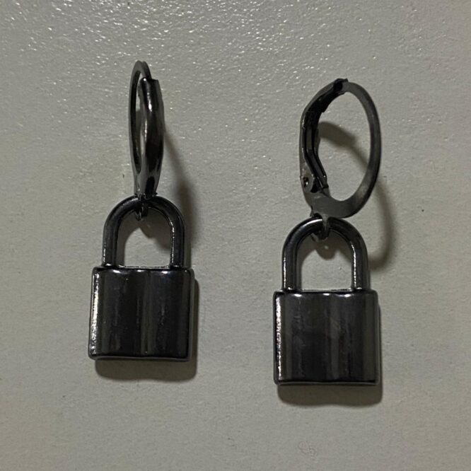 vn1035 Pendiente Padlocker Mediano