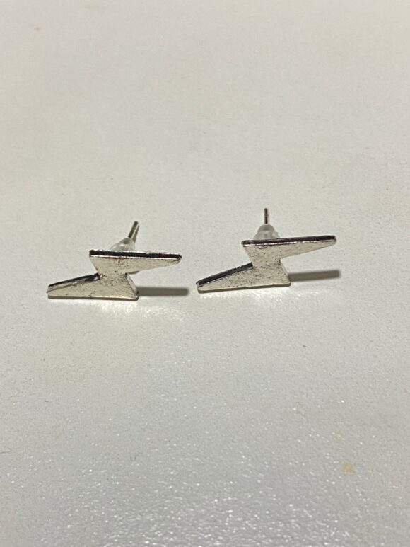 vn1006 Aretes relámpagos plateados - Image 2