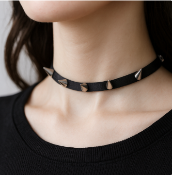 VN1052 Choker de púas estilizado