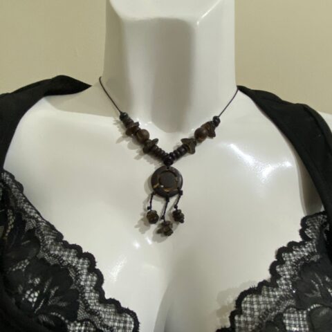 VN1059 Collar Tótem Nocturno Ajustable