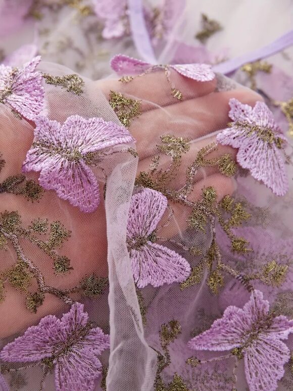 VN1089 Vestido lavanda y mariposas T/M - Image 3