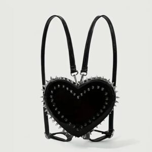 VN1118 Bolso Corazón con Spikes