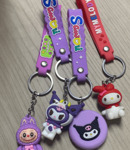 vn1109 Llaveros de Sanrio y más