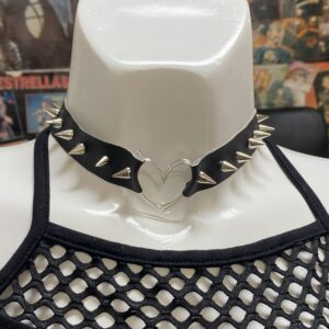 VN1094 Choker corazón con spikes - bajo pedido