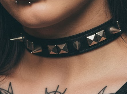 VN1091 Choker de Cuadros y Espinas Plateadas