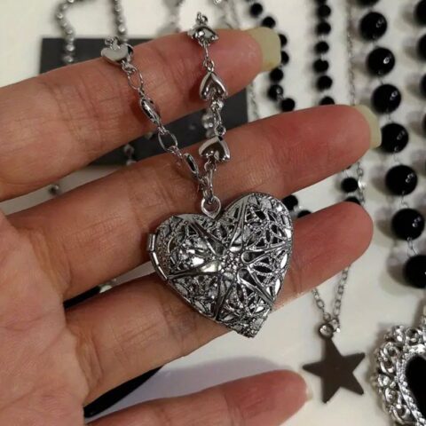 VN1129 Relicario de Corazón Love