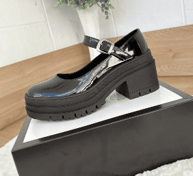 VN1172 Mary Jane de Charol y Plataforma Gruesa Color Negro T/38