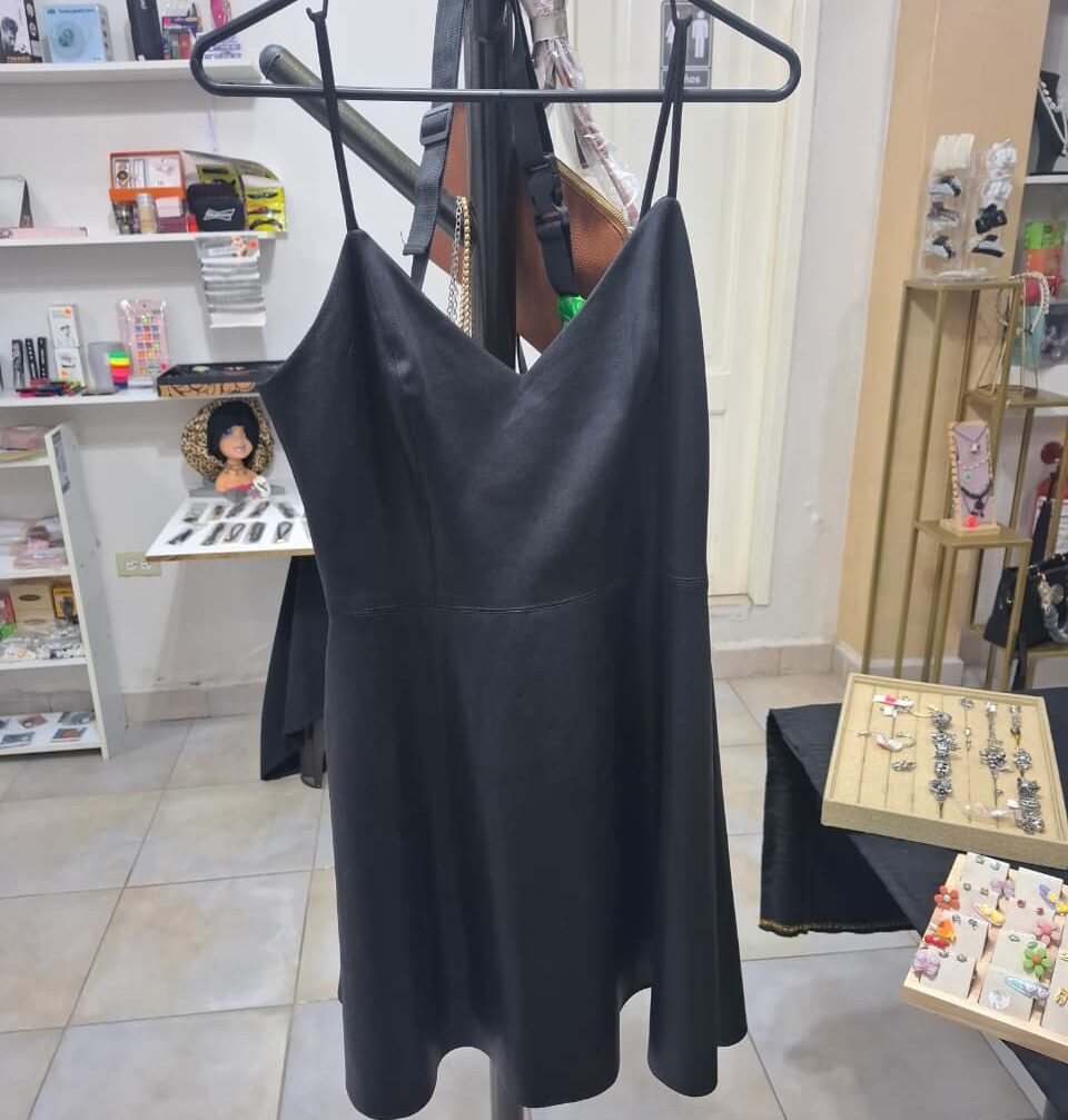 VN1147 Vestido Negro Sin Mangas L - Image 2