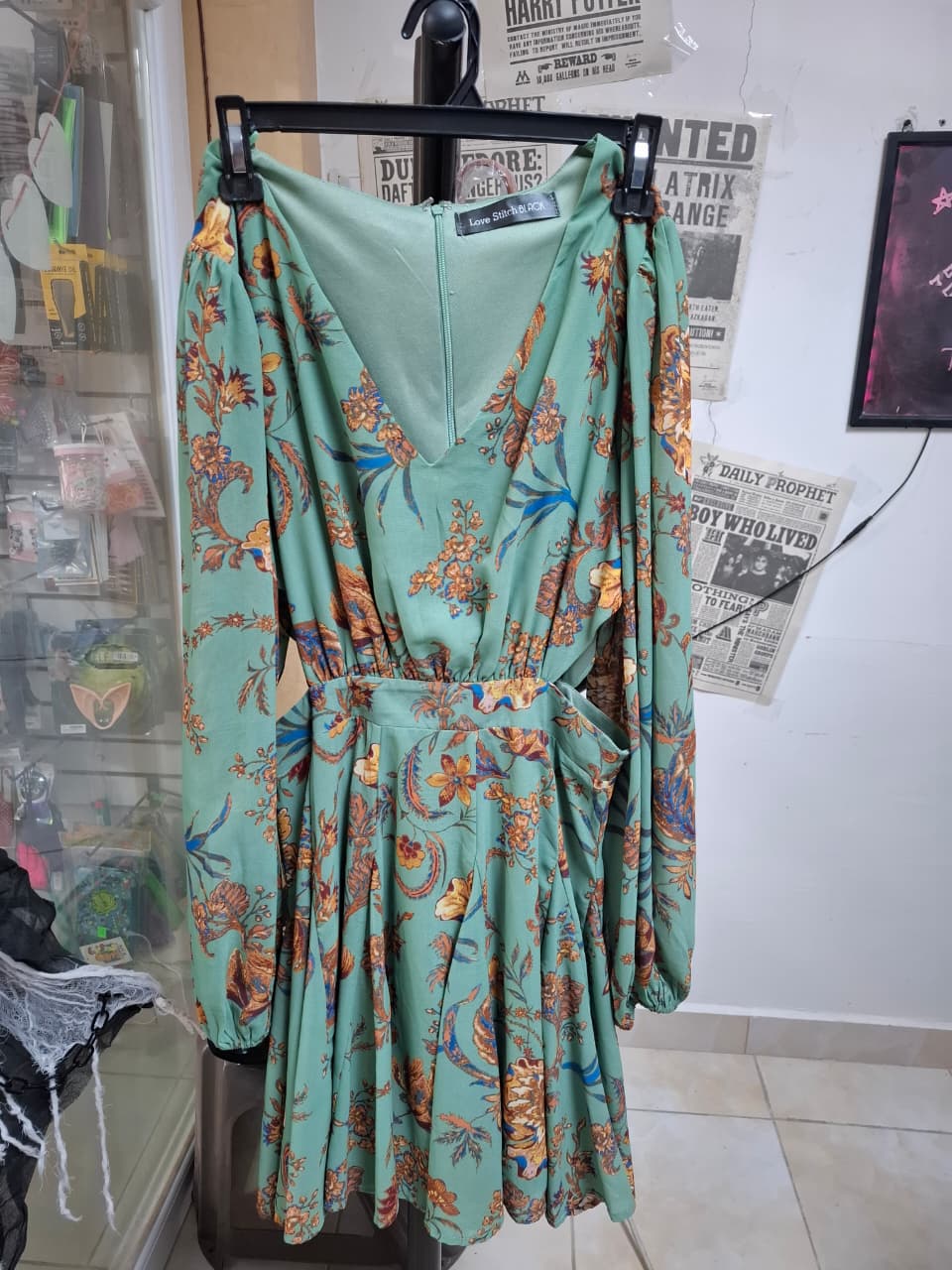 VN1153 Vestido Verde con Flores Doradas M/L - Image 2