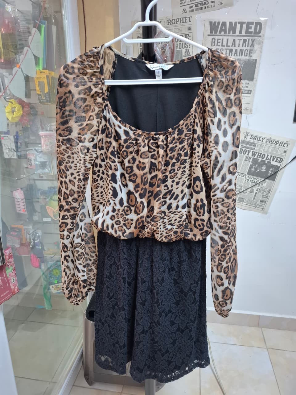 VN1156 Vestido de Leopardo con Falda Negra M/L - Image 2