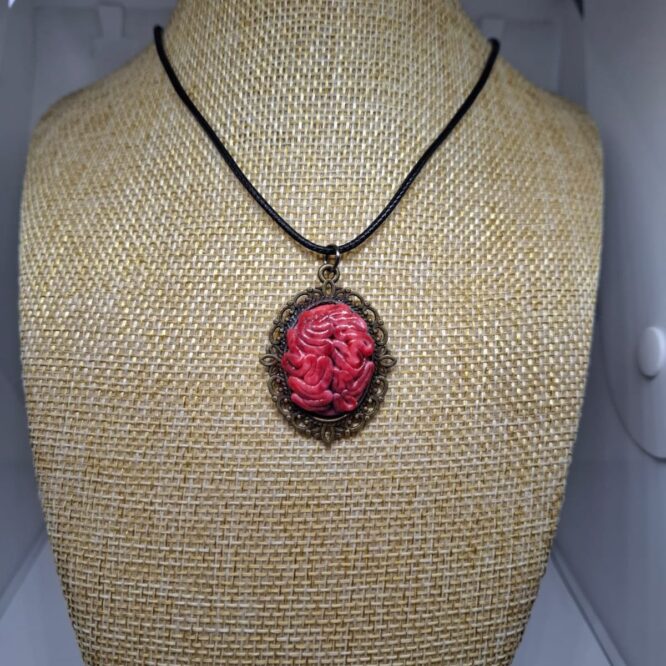 SP89 Collar Cerebro en Atril