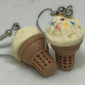 SP84 Aretes Cono-Vainilla