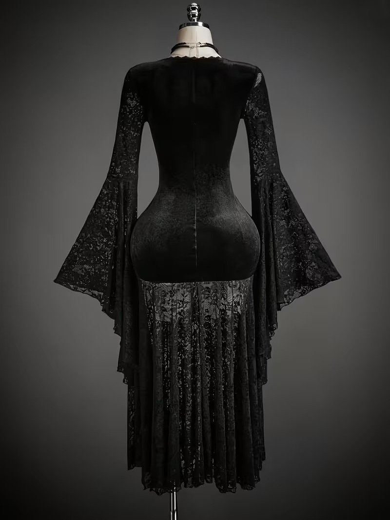 VN1301 Vestido de Encaje en Capas con Cintura Ceñida en V y Mangas Campanas de Terciopelo Negro T/M - Image 2