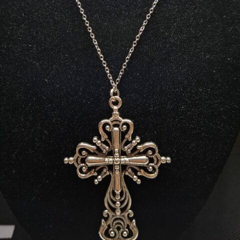 VN1195 Collar Cruz Barroca Gótica