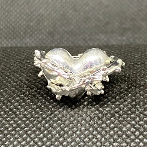 VN1226 Anillo Corazón Espinado