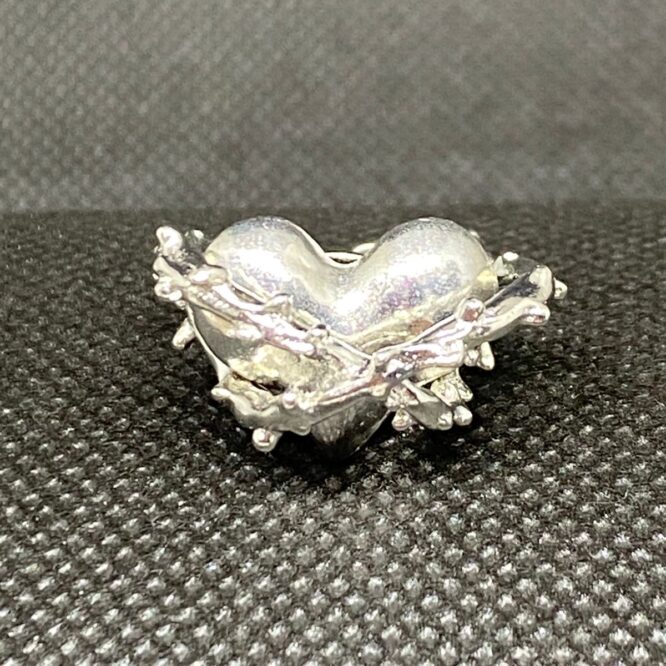 VN1226 Anillo Corazón Espinado