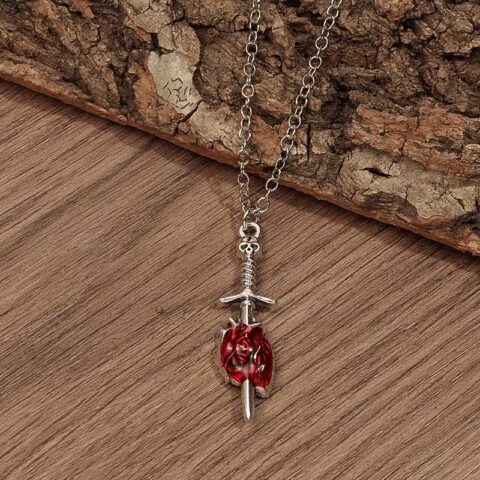 VN1272 Collar Corazón y Espada