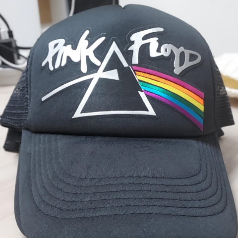 vn1222 Gorra camionero Pink Floyd