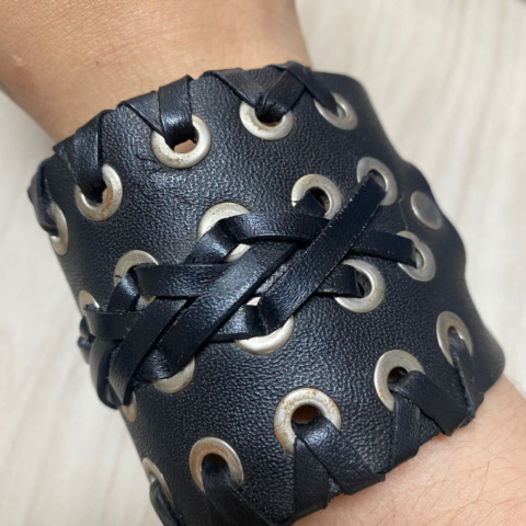 vn1217 Brazalete manilla entrelazada