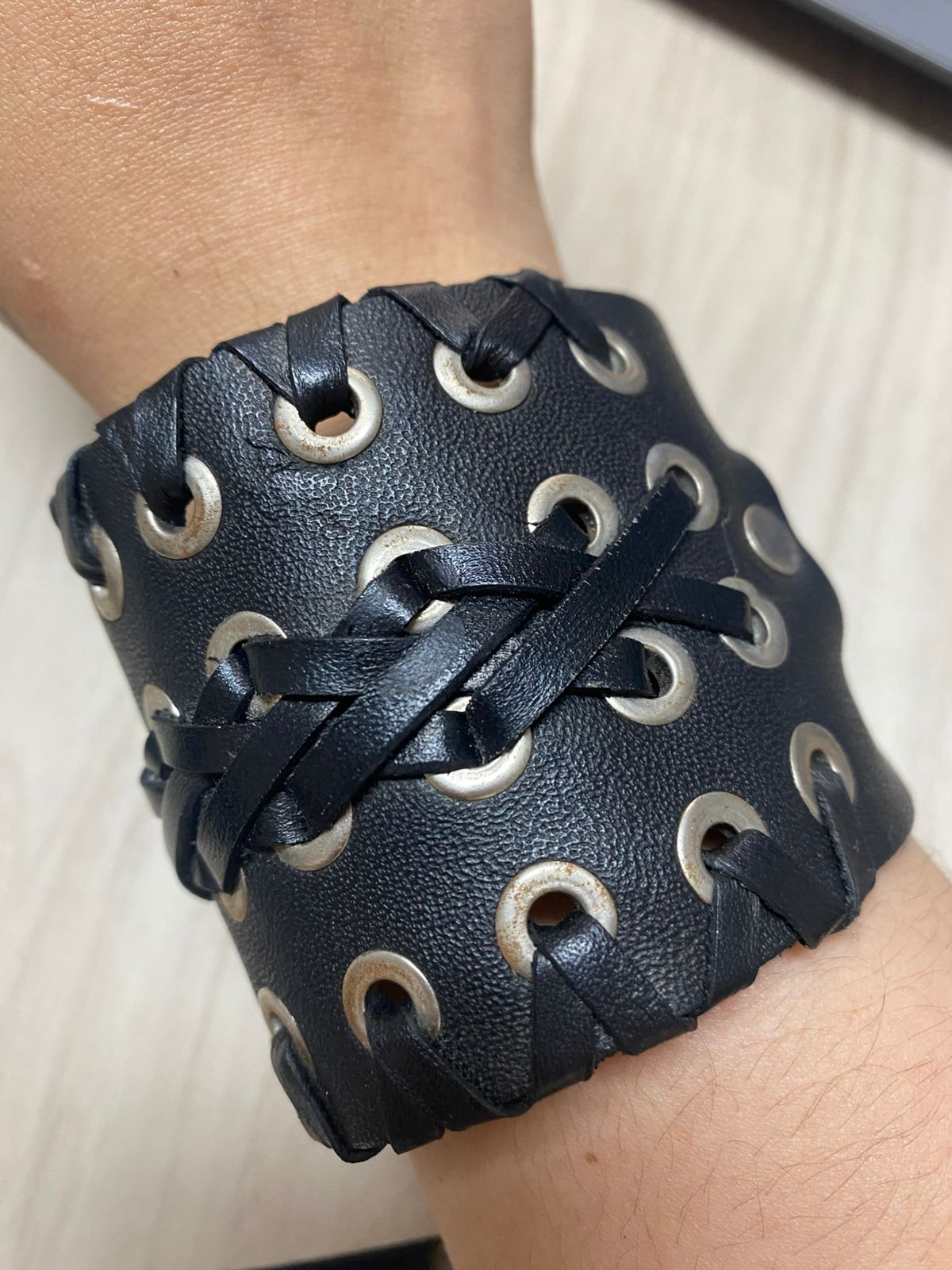 vn1217 Brazalete manilla entrelazada