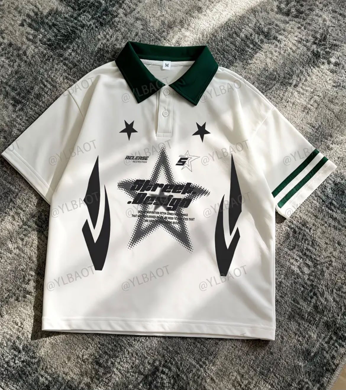 sp184 camisa polo blanca con cuello y detalles en verde